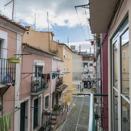 My Lovely Home In Alfama - With Ac Lissabon Exterior foto